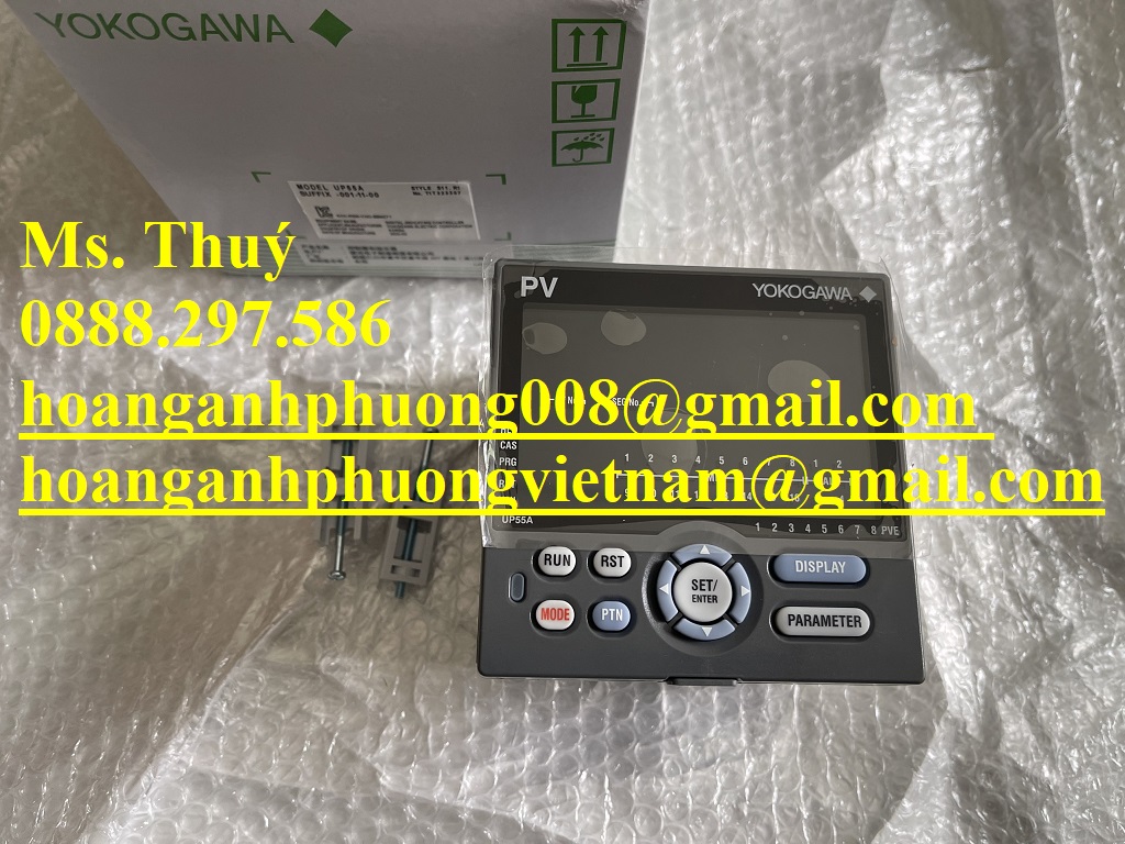 YOKOGAWA UP55A-001-11-00 - Bộ điều khiển nhiệt độ GIÁ TỐT